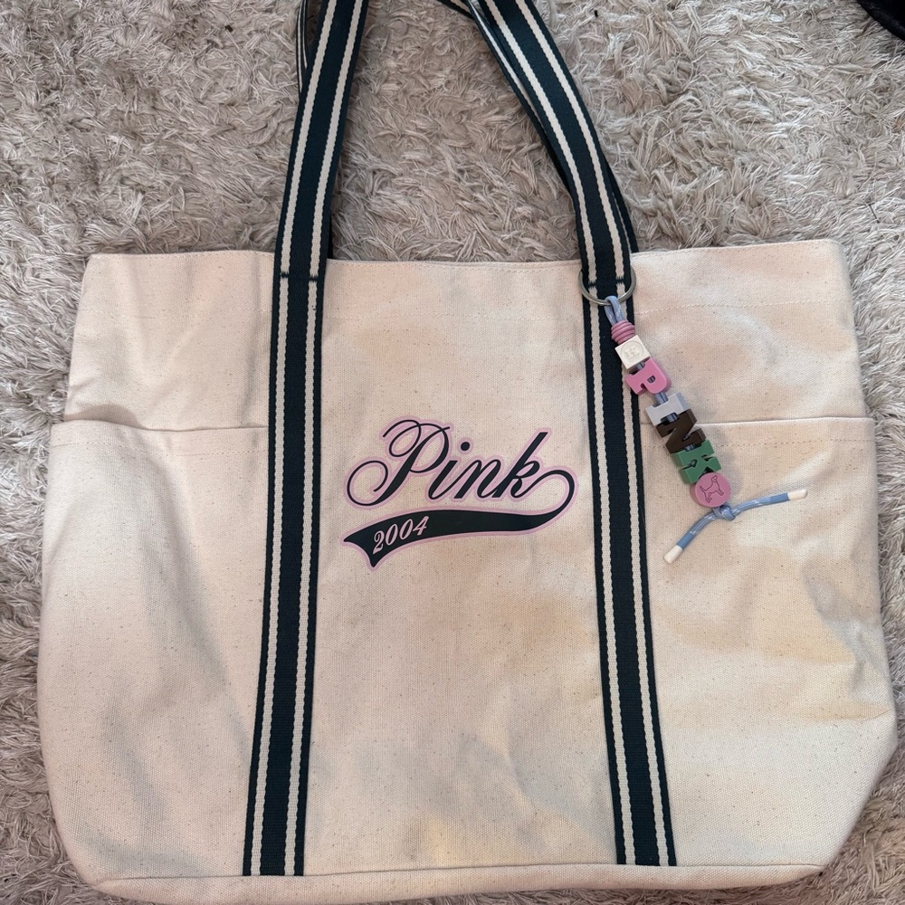 Victorias Secret PINK Tote and Keychain 2004